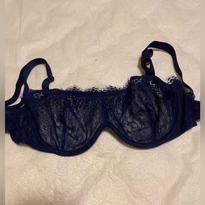 Blue lace Victoria’s Secret ballonnet bra. New with tag on.